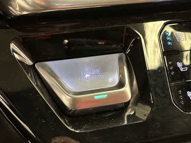 Used 2023 GMC Sierra 1500 Denali Ultimate image 11