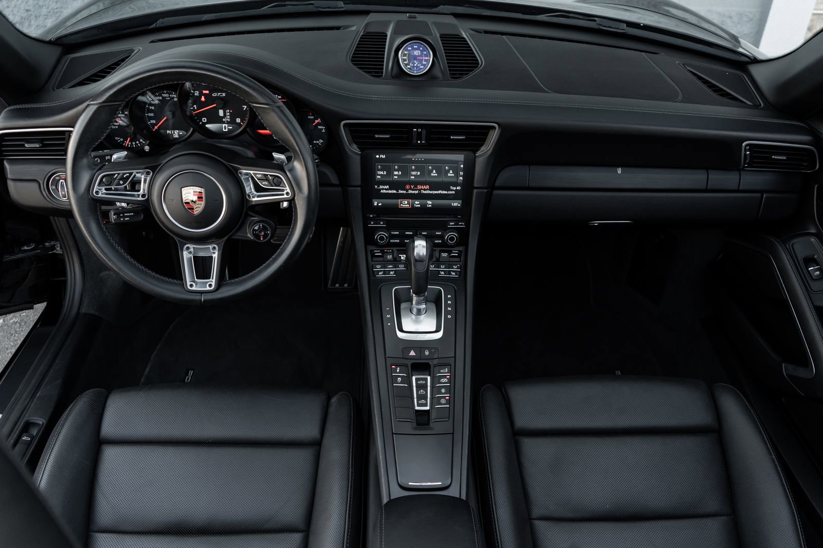 Used 2017 Porsche 911 Carrera GTS RWD image 4