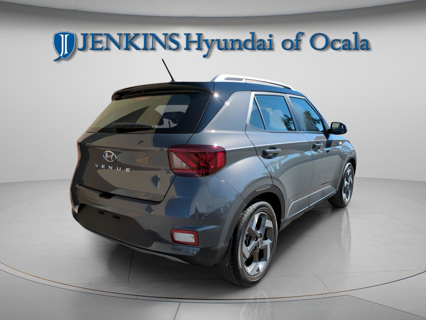 Certified 2024 Hyundai Venue Limited image 6