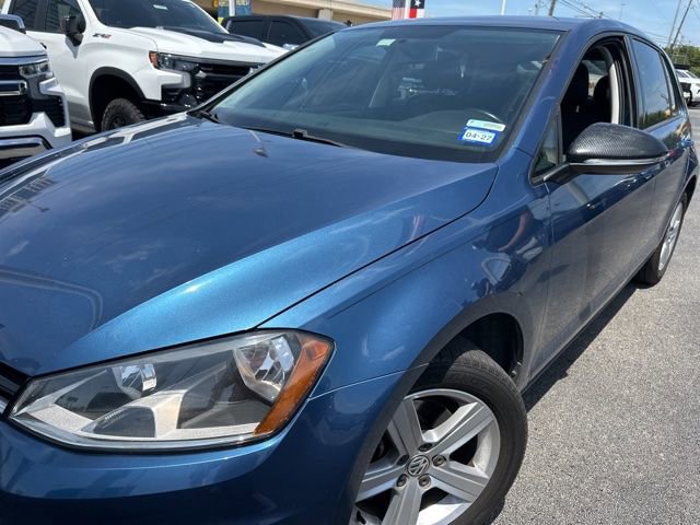 Used 2015 Volkswagen Golf TDI S FWD image 4