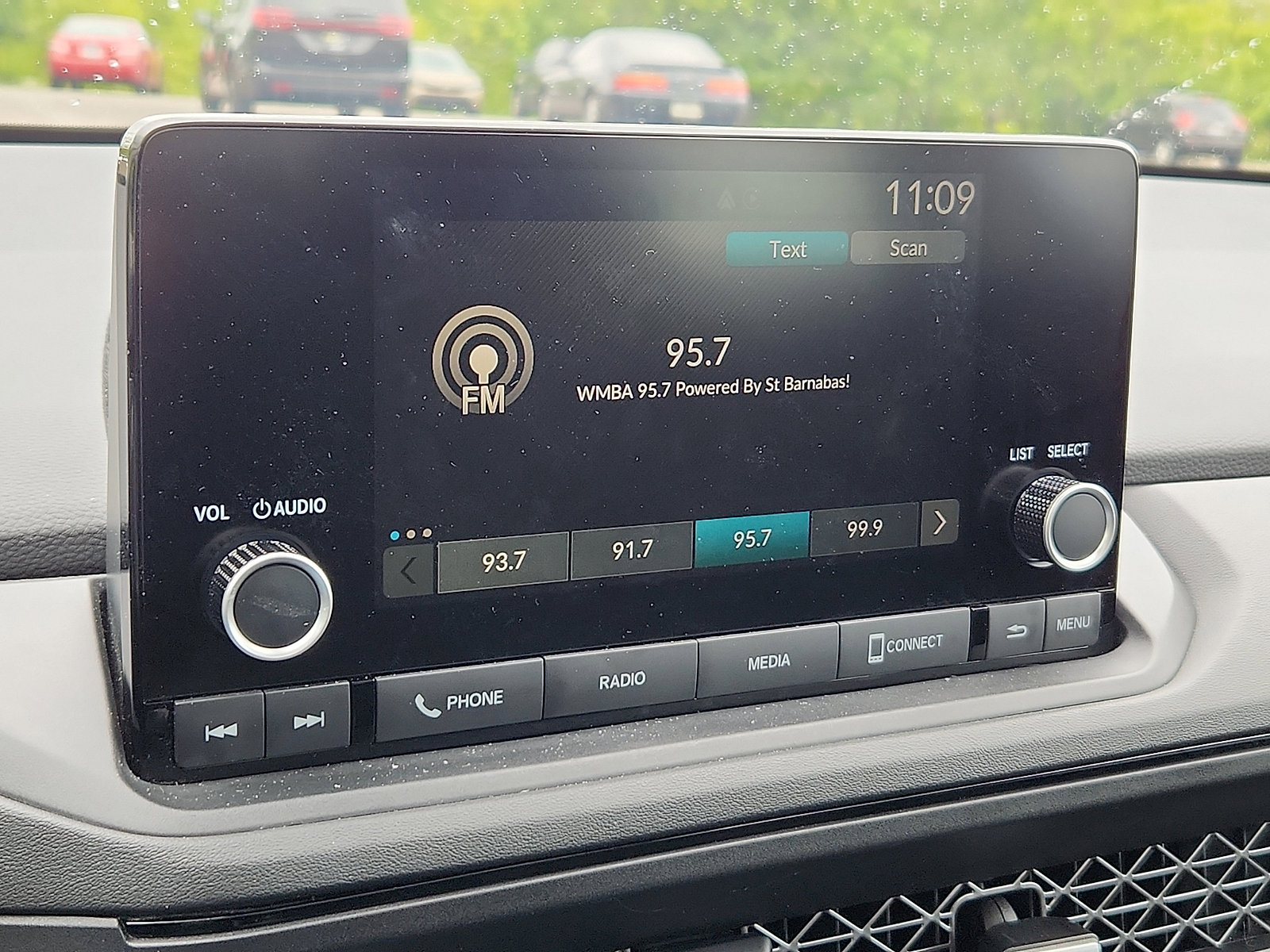 Used 2024 Honda Accord EX image 17