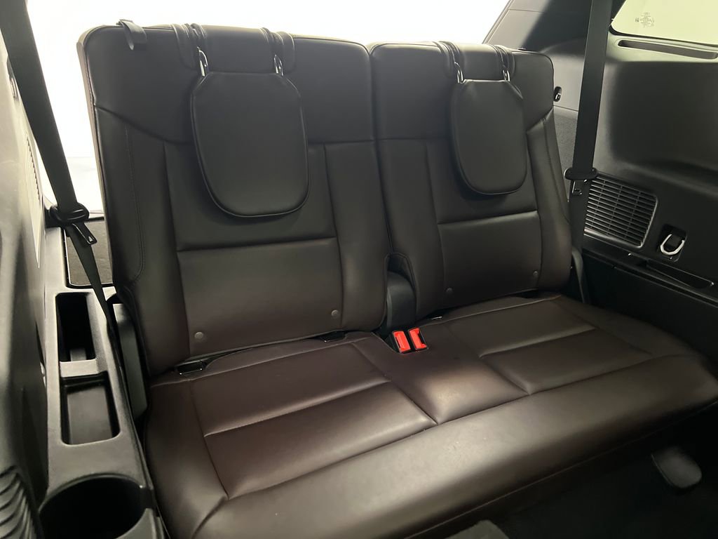Used 2025 Ford Explorer Platinum w/ LUX Leather Package AWD/4WD image 30