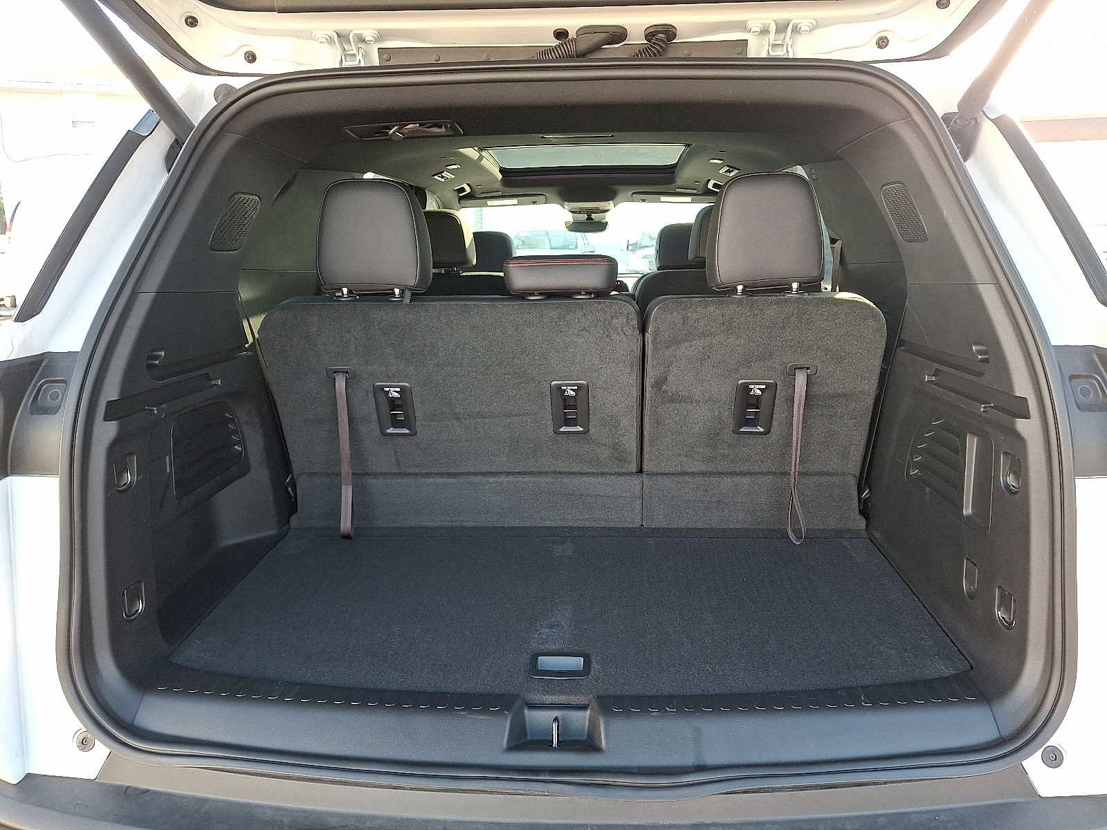 Certified 2025 Chevrolet Traverse Z71 w/ Enhanced Driving Package image 28