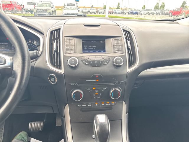 Used 2016 Ford Edge SEL AWD/4WD image 18
