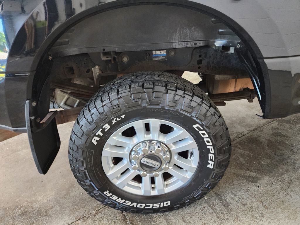 Used 2017 Ford F250 XL w/ STX Appearance Package AWD/4WD image 34