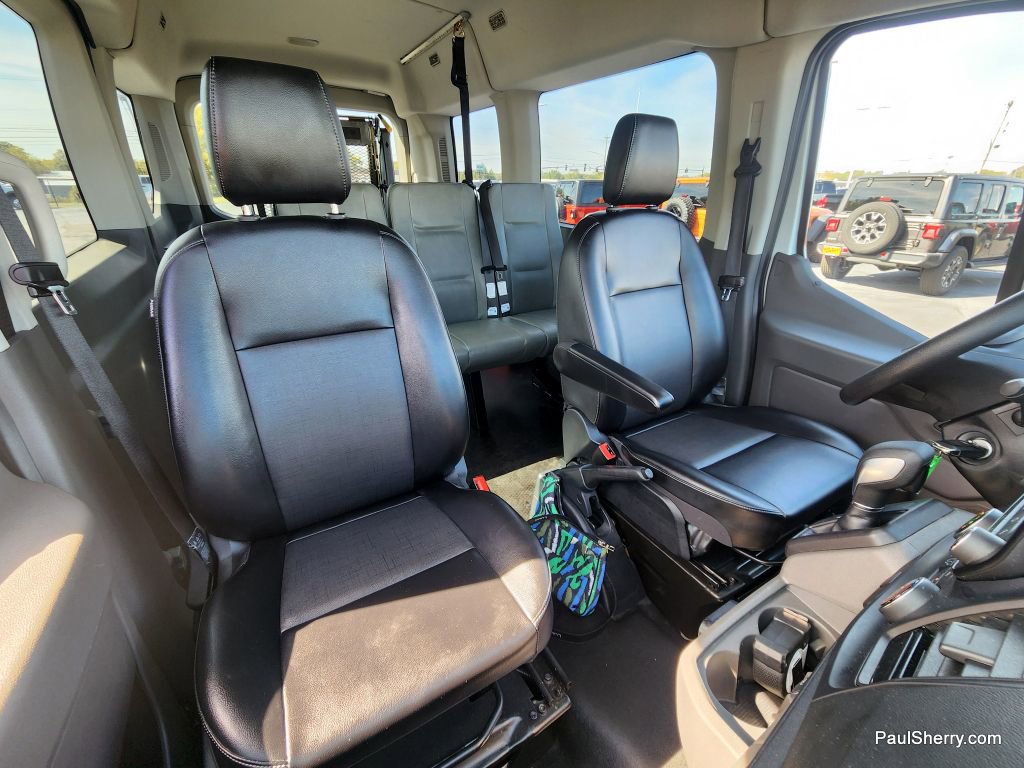 Used 2020 Ford Transit 150 XL image 4