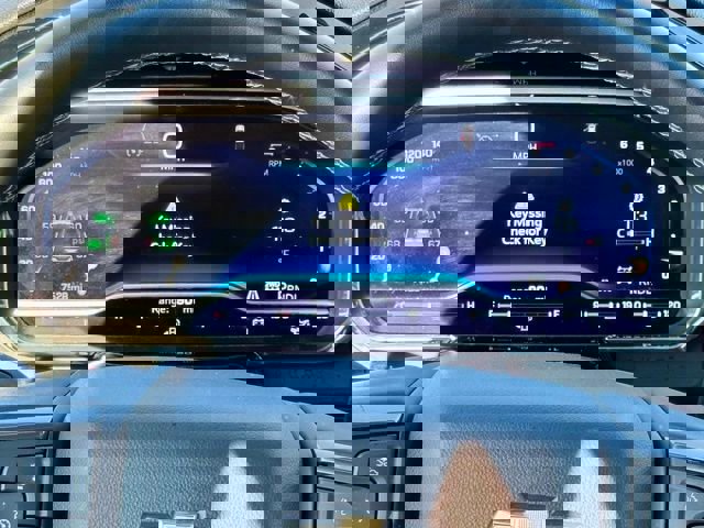 Used 2024 Chevrolet Silverado 2500 High Country w/ Technology Package image 3