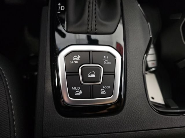 New 2026 Nissan Frontier SV w/ SV Convenience Package AWD/4WD image 16