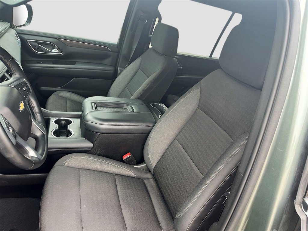 Used 2024 Chevrolet Suburban LS image 18