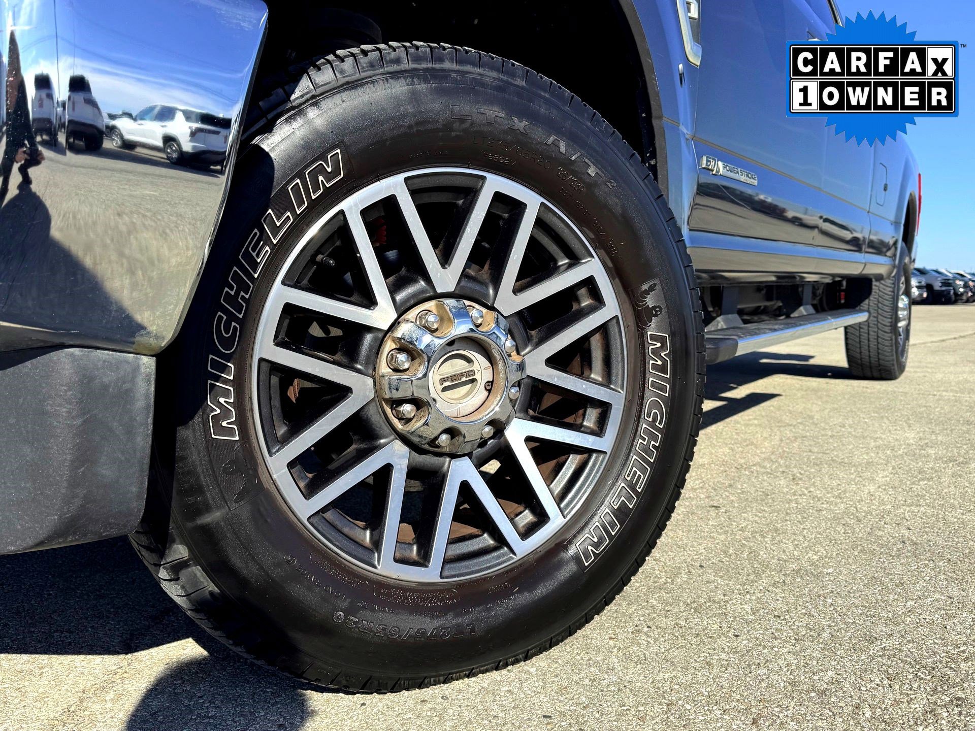 Used 2017 Ford F350 Lariat w/ Lariat Ultimate Package image 2