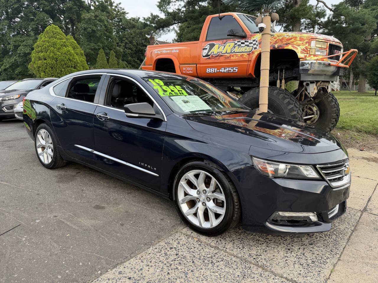 Used 2019 Chevrolet Impala Premier FWD image 2