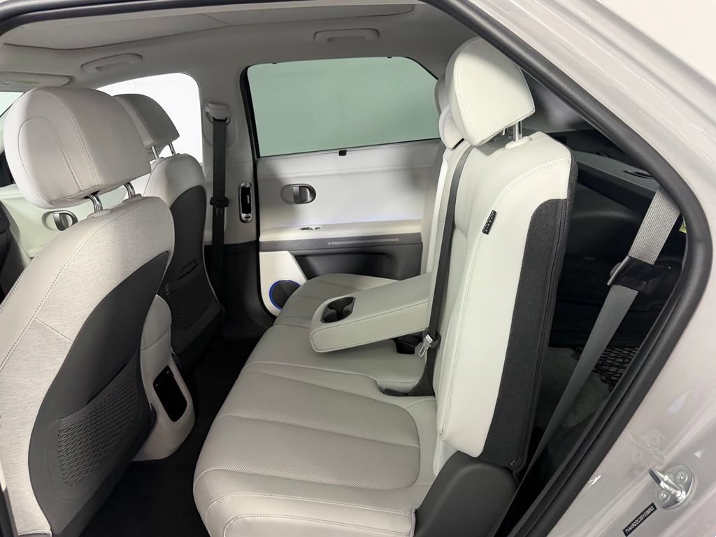 Used 2025 Hyundai Ioniq 5 Limited AWD/4WD image 21
