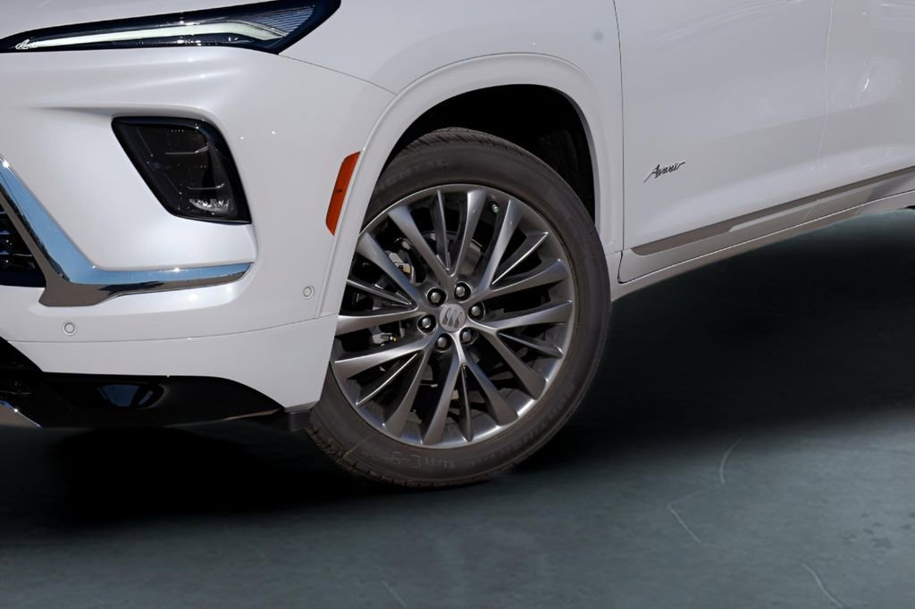 New 2026 Buick Enclave Avenir w/ Super Cruise Package image 28