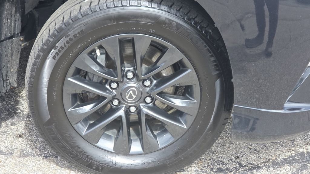 Used 2023 Lexus GX 460 Premium w/ Premium Package image 20
