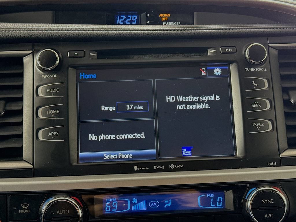 Used 2019 Toyota Highlander Plus AWD/4WD image 14