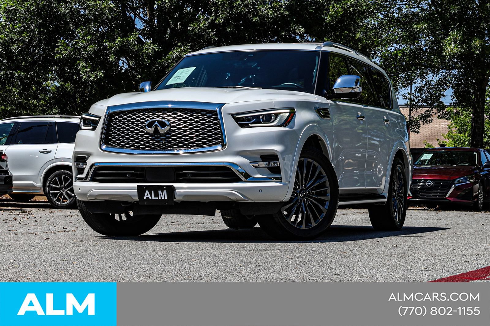 Used 2023 INFINITI QX80 Sensory w/ Cargo Package RWD image 2