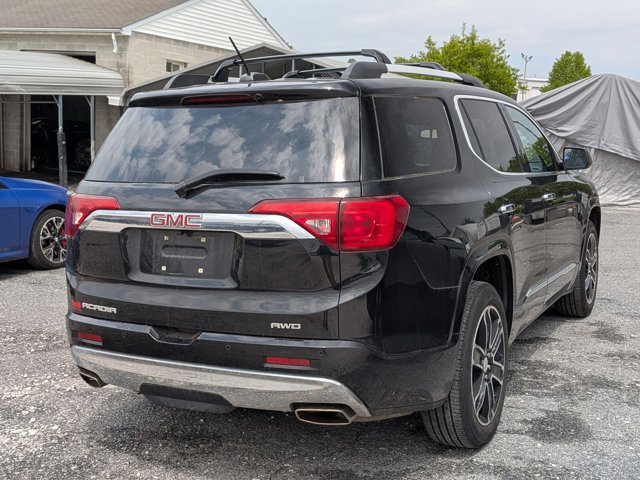 Used 2017 GMC Acadia Denali w/ Technology Package image 4