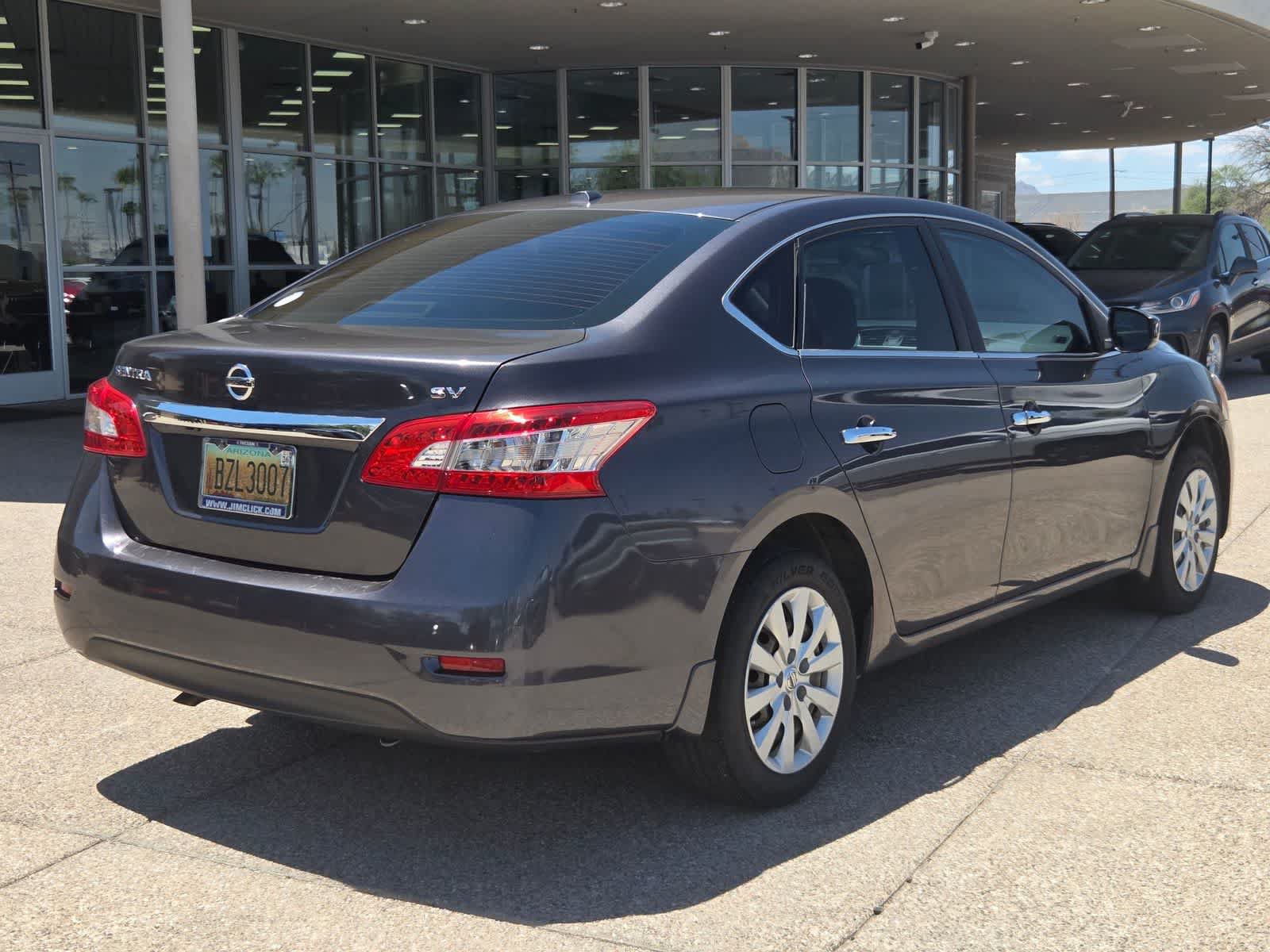 Used 2015 Nissan Sentra SV FWD image 5