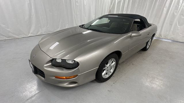 Used 2002 Chevrolet Camaro Base image 7