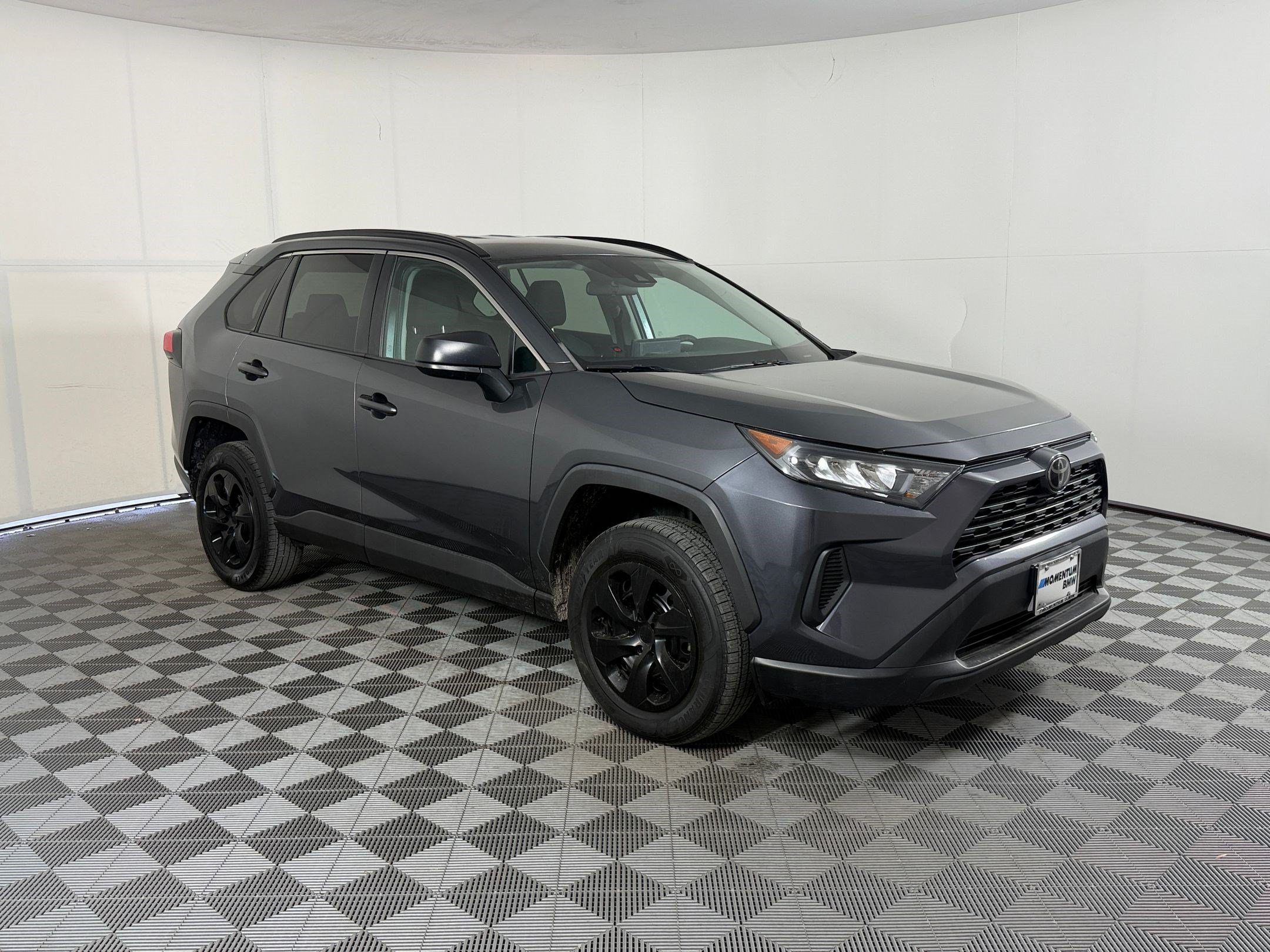 Used 2021 Toyota RAV4 LE FWD image 7