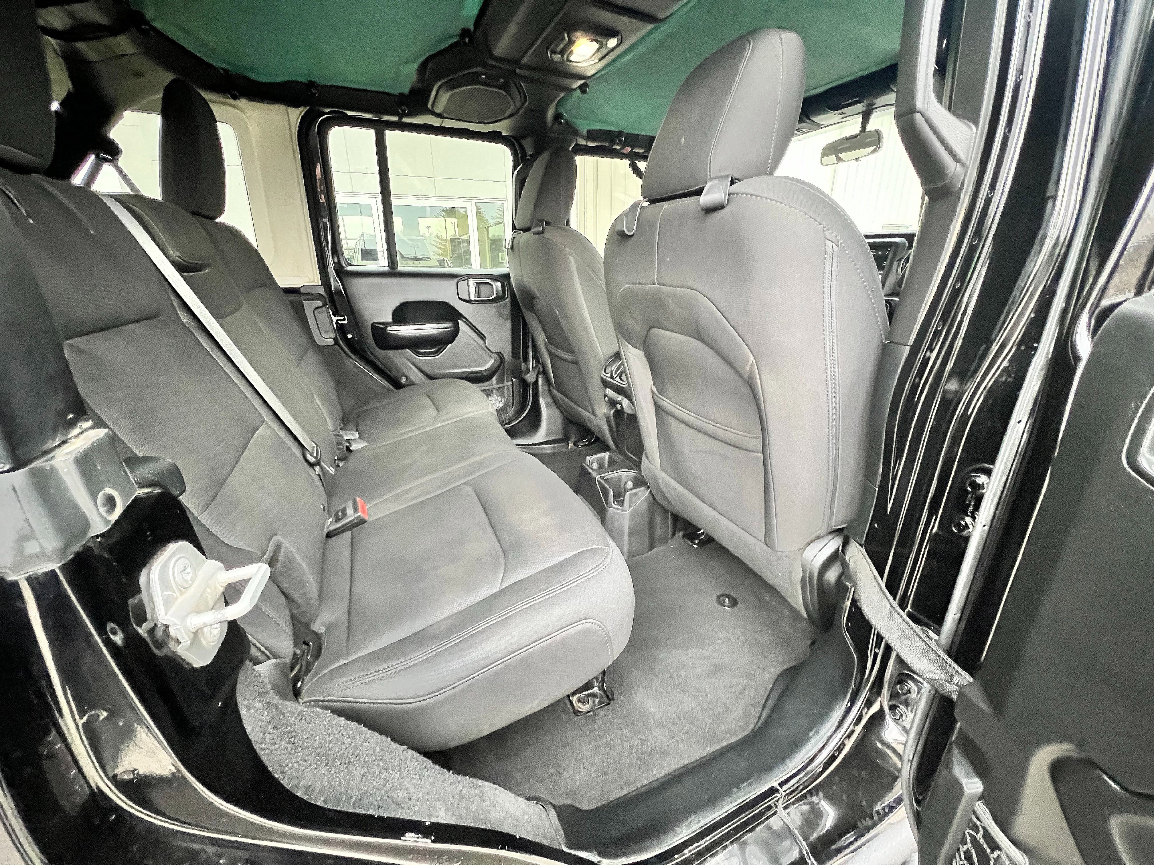 Used 2018 Jeep Wrangler Unlimited Sport S image 26