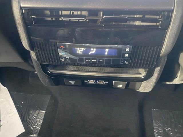 New 2024 Jeep Wagoneer L 4WD w/ Convenience Group I image 34