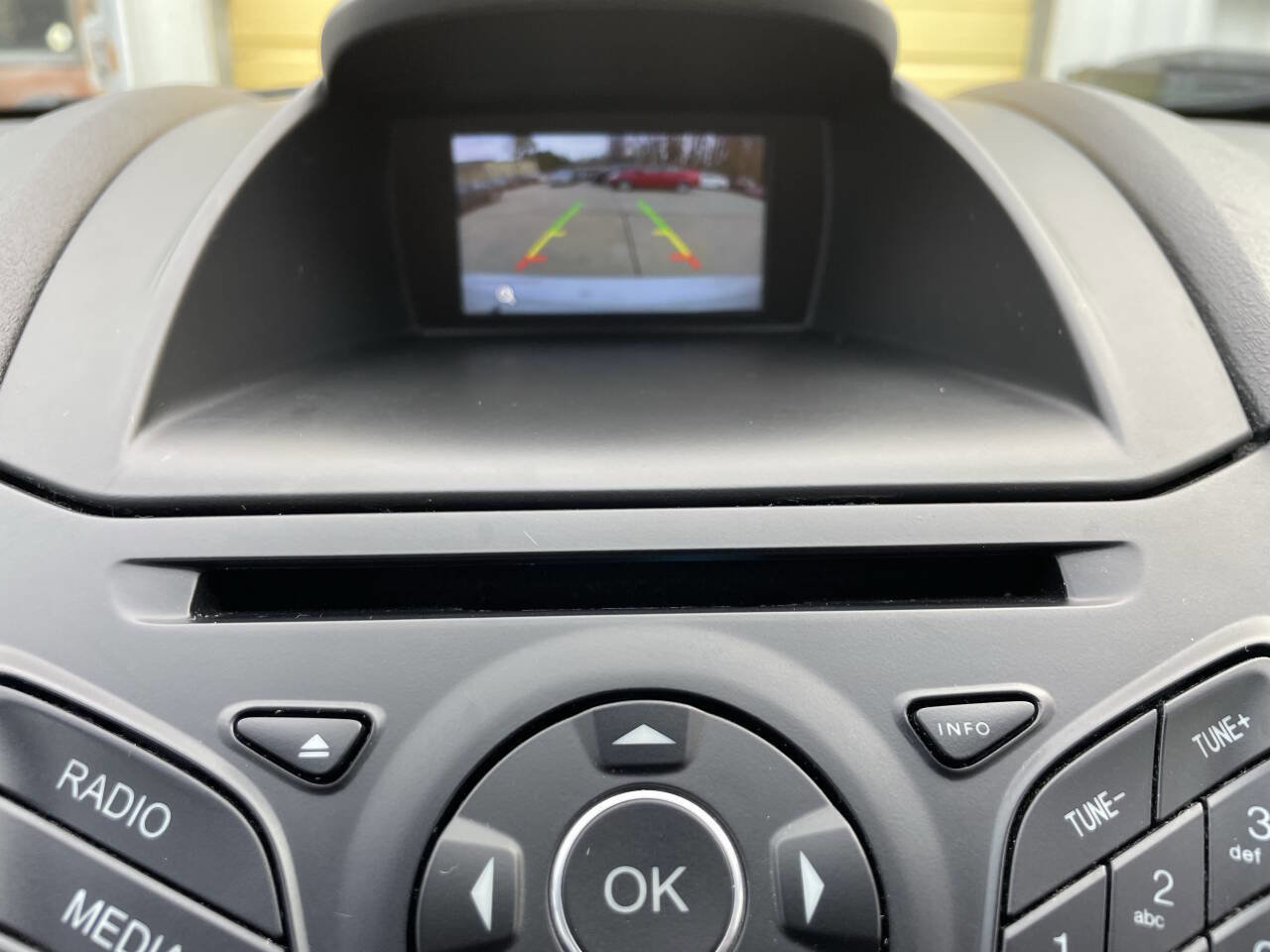 Used 2018 Ford Fiesta SE w/ Cold Weather Package FWD image 18