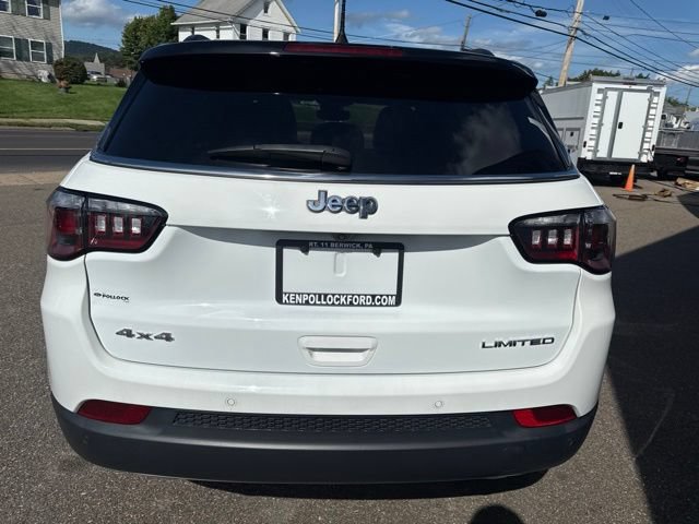 Used 2023 Jeep Compass Limited w/ Sun and Sound Group AWD/4WD image 7