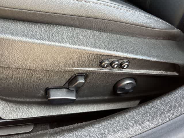 Used 2022 Alfa Romeo Giulia Ti AWD/4WD image 14