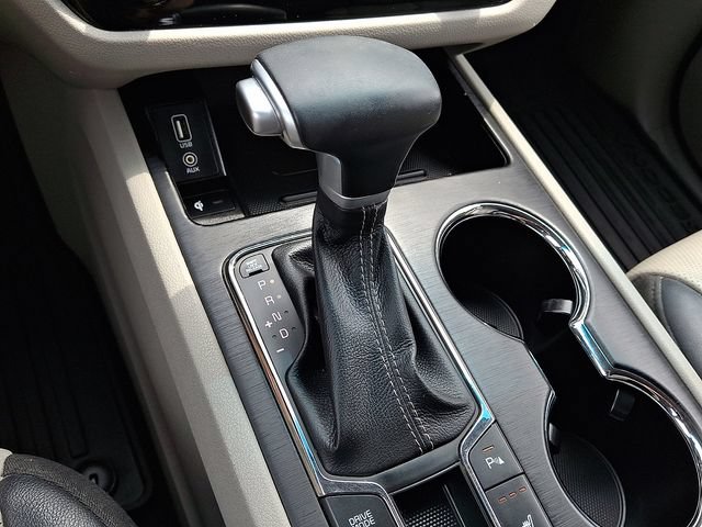 Used 2021 Kia Sedona EX FWD image 14