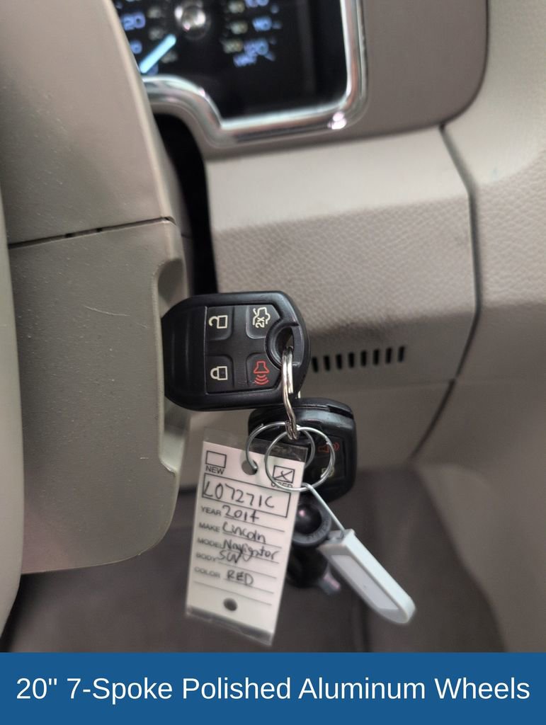 Used 2014 Lincoln Navigator 2WD image 44