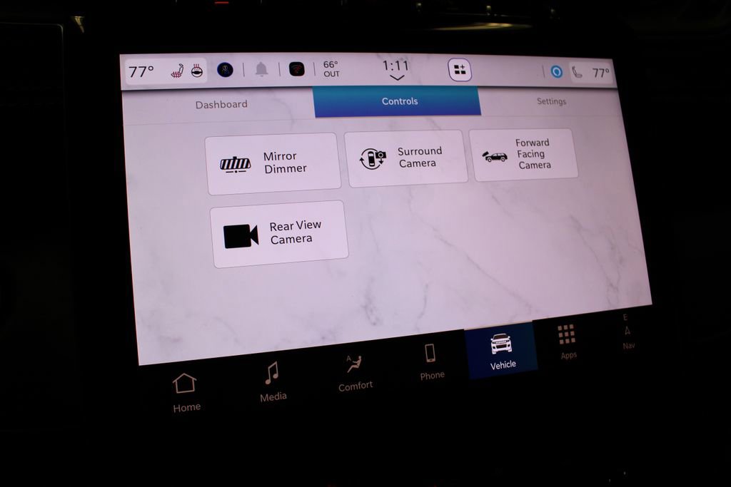 New 2025 Jeep Grand Cherokee Limited w/ Luxury Tech Group II image 18