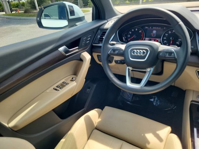 Certified 2023 Audi Q5 2.0T Premium w/ Convenience Package image 13