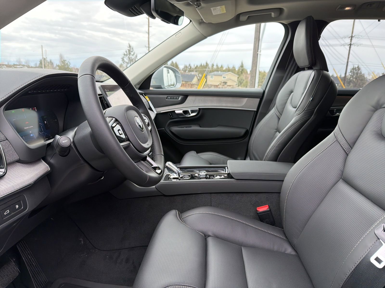 New 2026 Volvo XC90 T8 Ultra w/ Protection Package image 13