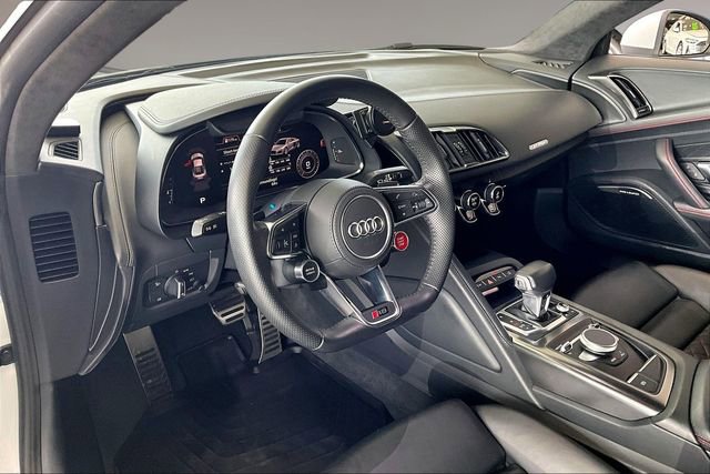 Used 2017 Audi R8 V10 w/ Carbon Exterior Package AWD/4WD image 13