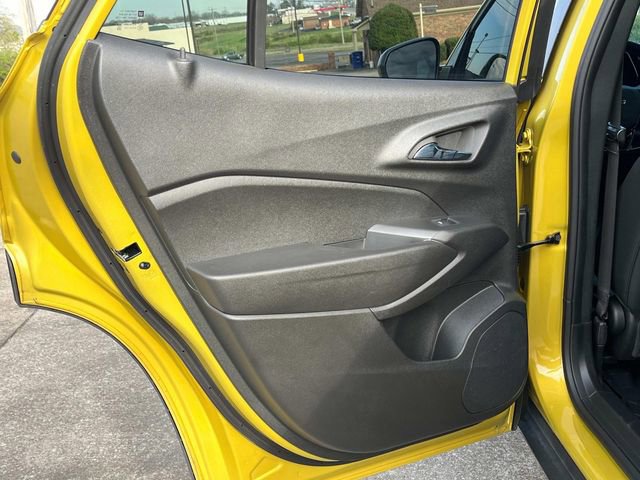 Certified 2024 Chevrolet Trax RS w/ Sunroof Package image 21