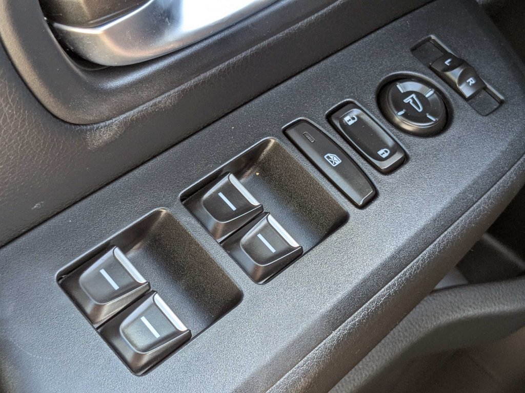Used 2025 Honda Pilot EX-L image 30