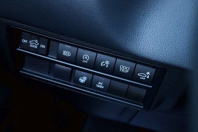 Used 2022 Toyota Tundra Limited AWD/4WD image 23