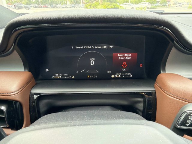 Certified 2023 Lincoln Nautilus Reserve FWD image 31
