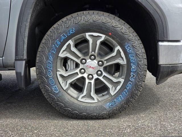 New 2026 GMC Sierra 1500 SLE image 8