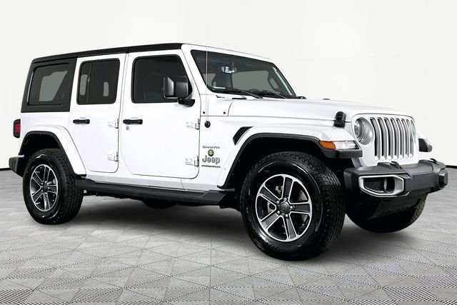 Used 2023 Jeep Wrangler Sahara image 3