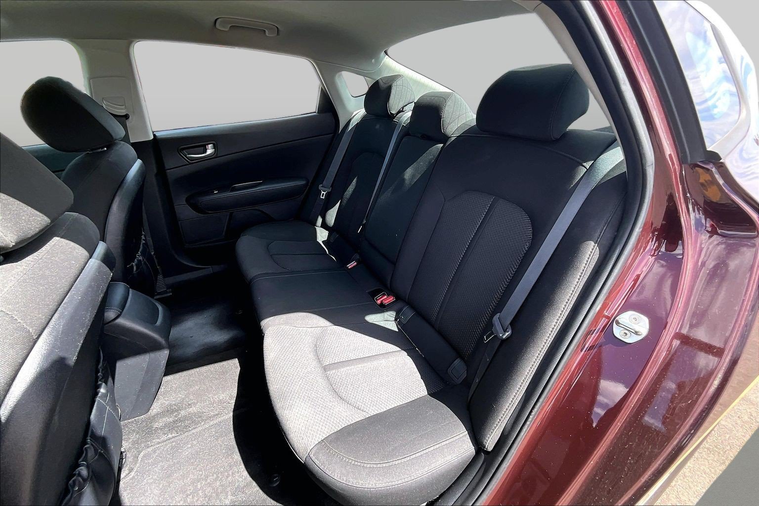 Used 2018 Kia Optima LX FWD image 25