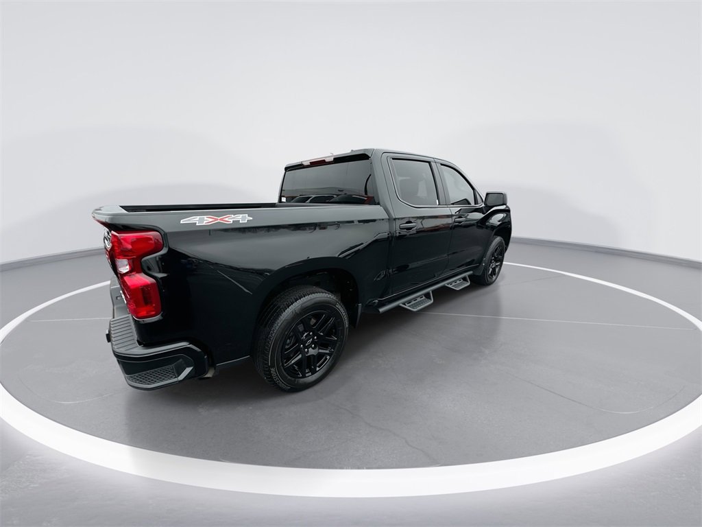 Used 2025 Chevrolet Silverado 1500 Custom image 8