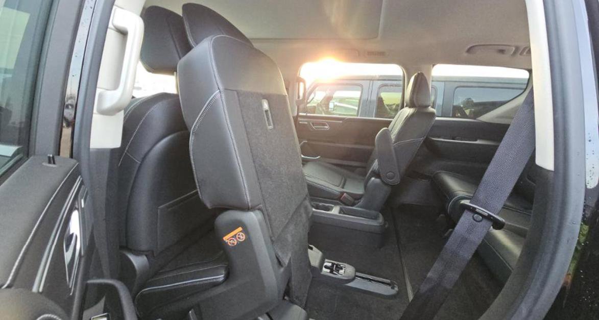 Certified 2025 INFINITI QX80 Luxe image 13