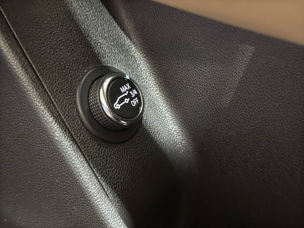 Used 2022 Cadillac XT5 Sportv w/ Platinum Package image 40