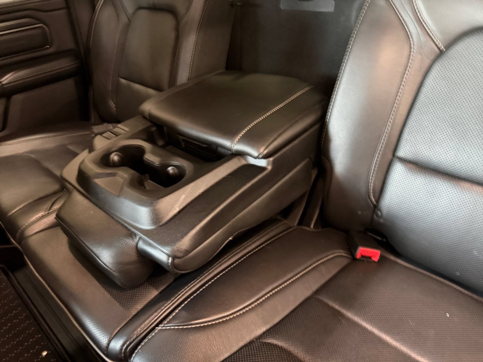Used 2019 RAM 1500 Limited AWD/4WD image 18
