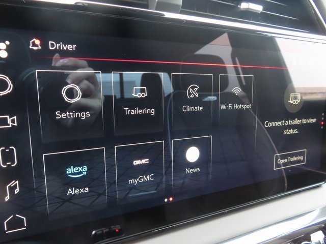 Used 2024 GMC Sierra 1500 AT4X image 26