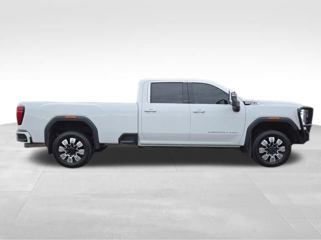 Used 2025 GMC Sierra 3500 Denali w/ Denali Reserve Package image 14
