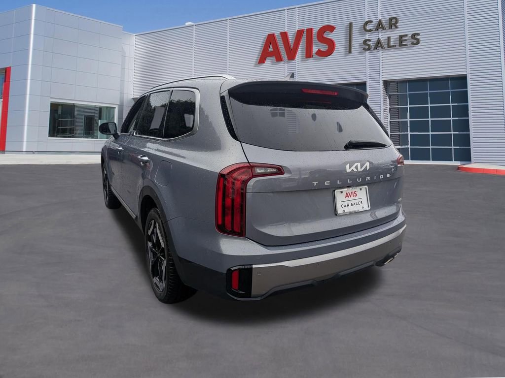 Used 2025 Kia Telluride S image 9