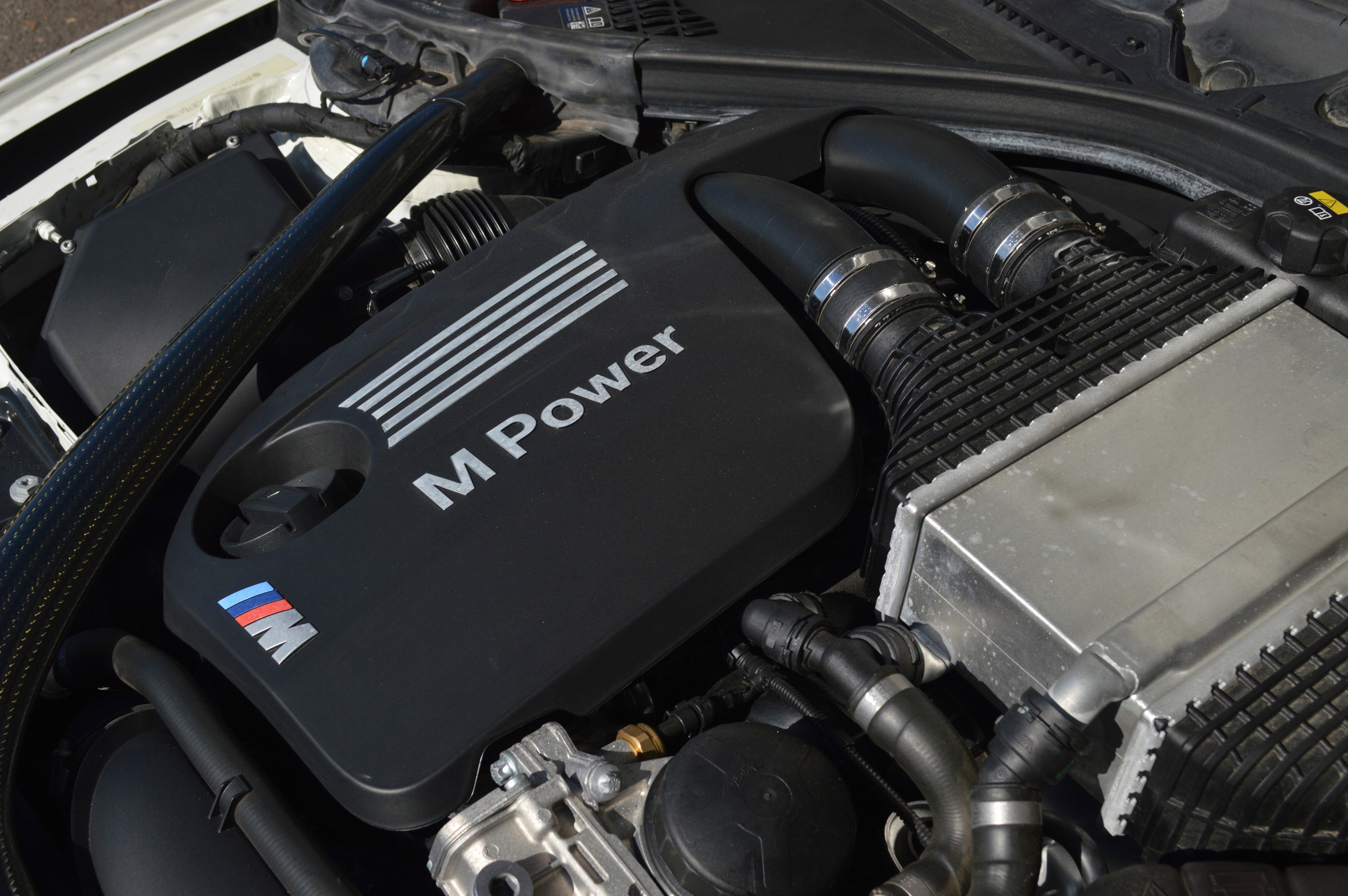 Used 2018 BMW M4 Coupe image 9